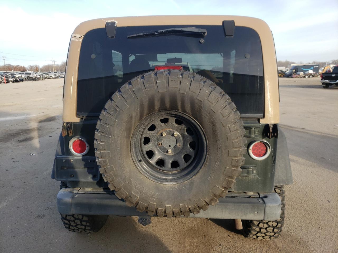 Photo 6 VIN: 1J4FY49S3WP742434 - JEEP WRANGLER 