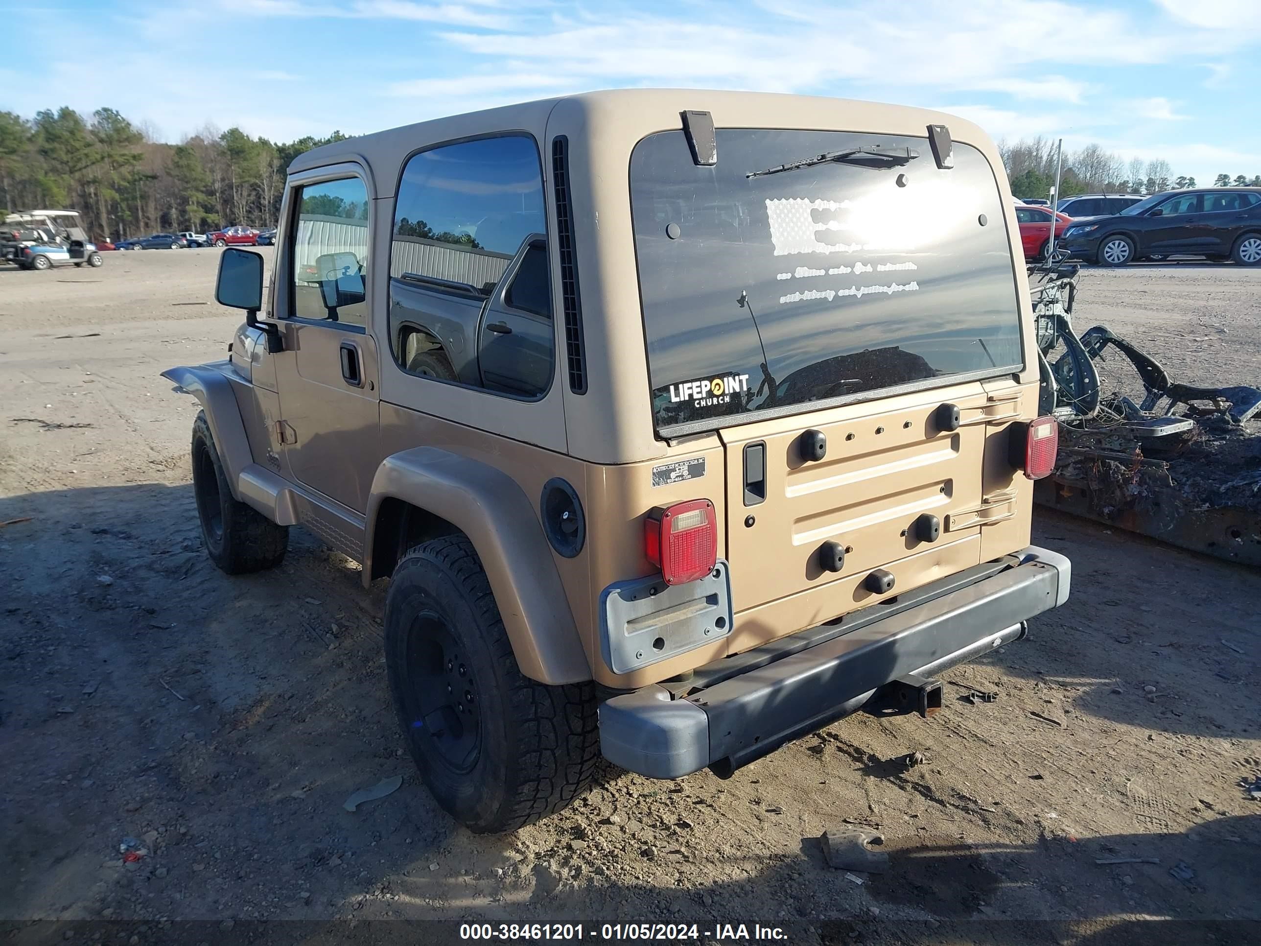 Photo 2 VIN: 1J4FY49S6XP446826 - JEEP WRANGLER 