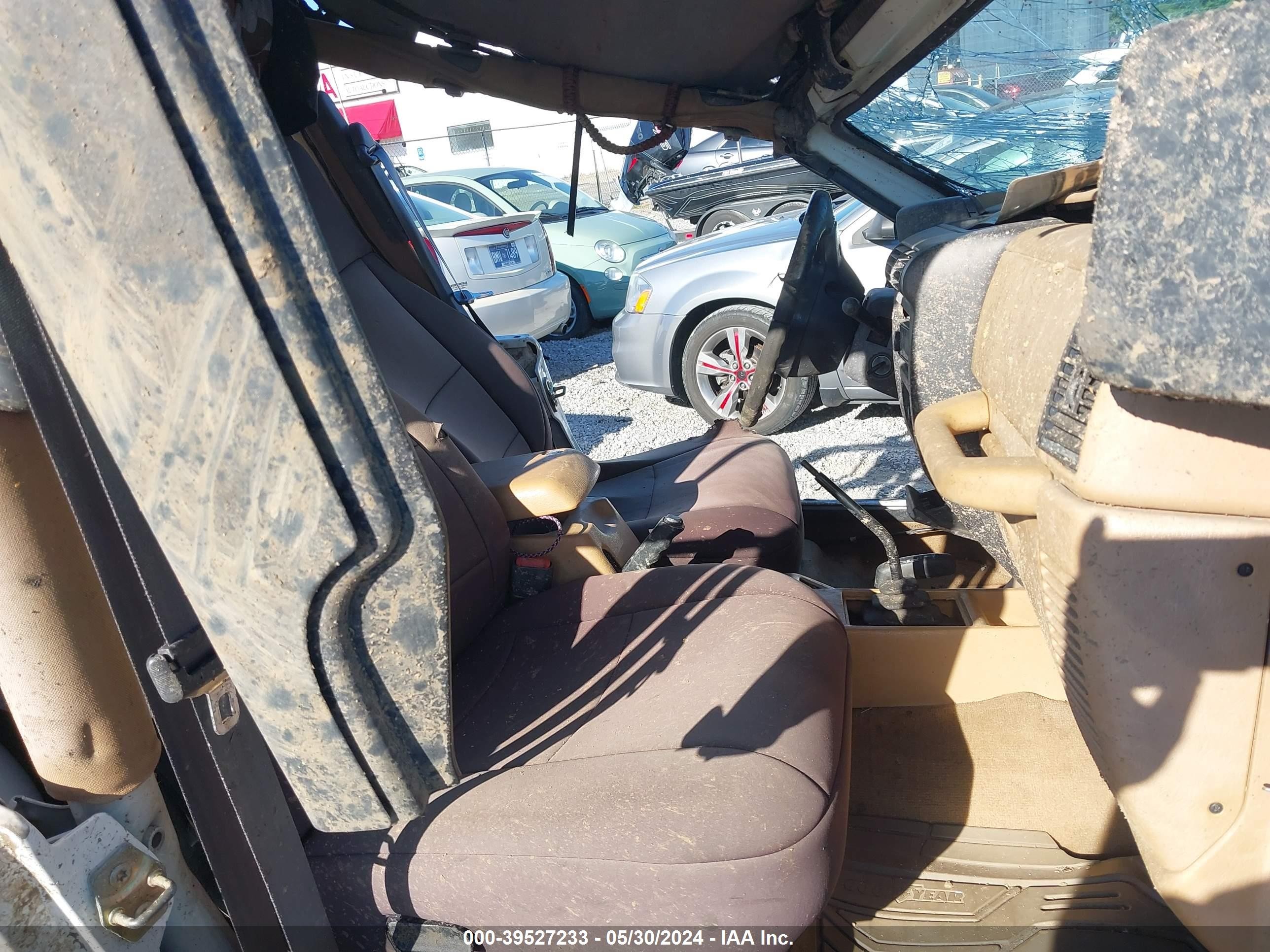 Photo 4 VIN: 1J4FY49S7WP776392 - JEEP WRANGLER 