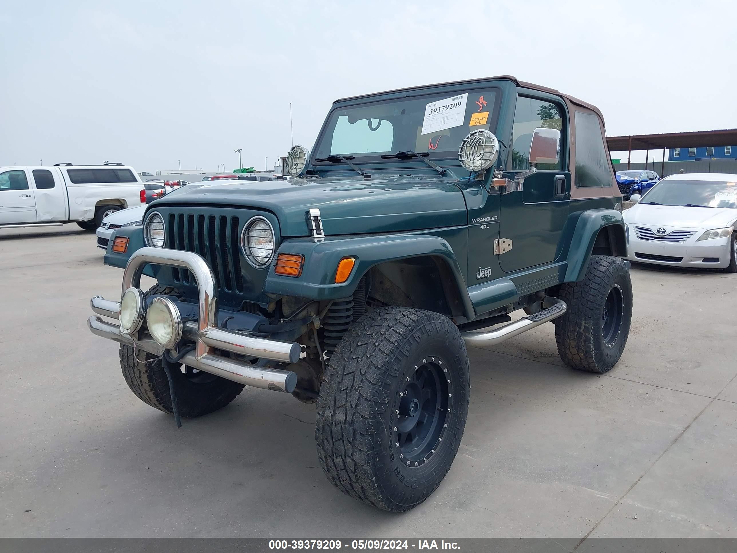 Photo 1 VIN: 1J4FY49S9XP480775 - JEEP WRANGLER 