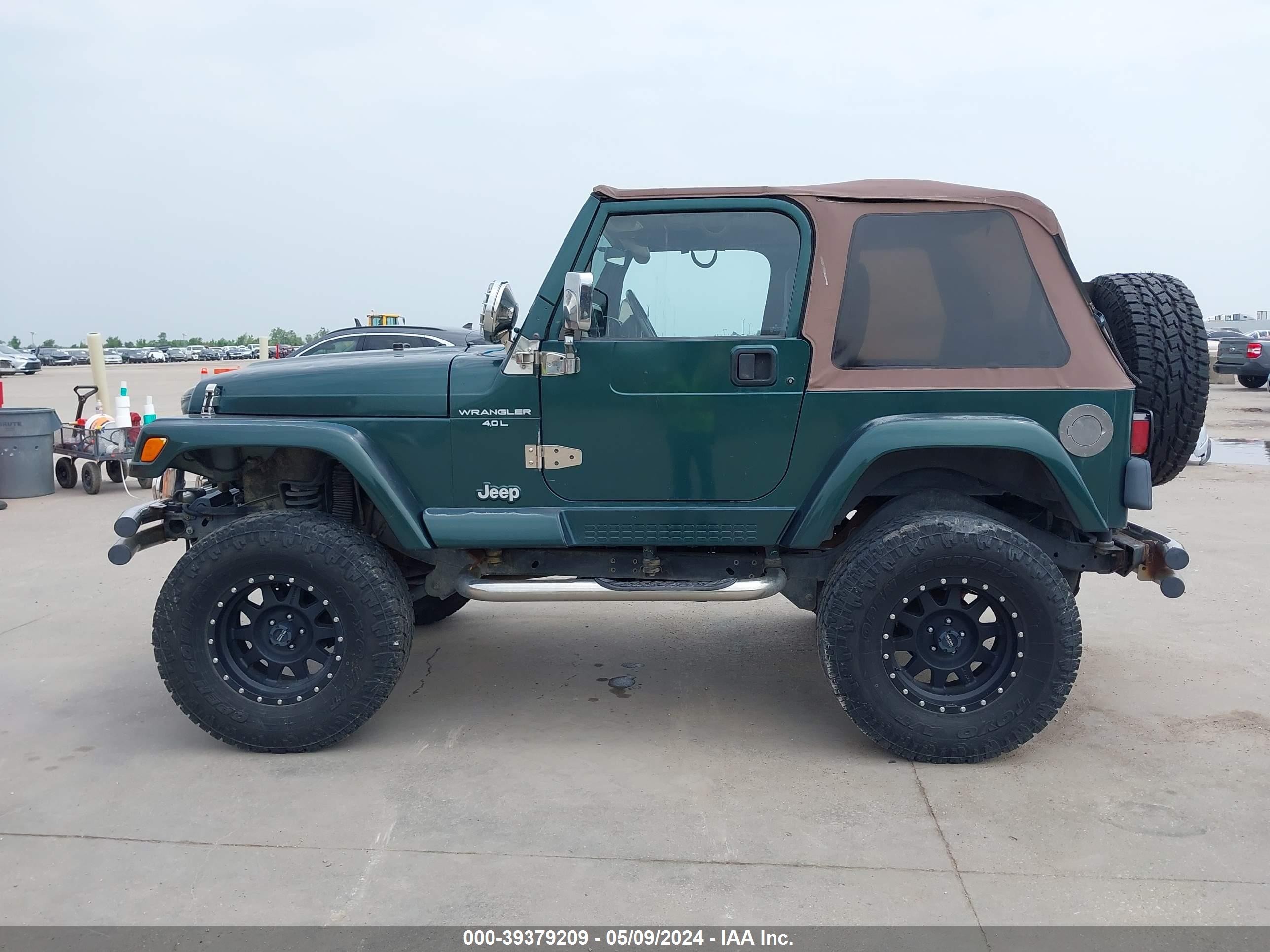 Photo 13 VIN: 1J4FY49S9XP480775 - JEEP WRANGLER 