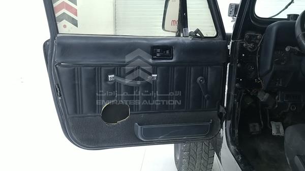 Photo 9 VIN: 1J4FY69V3RP410164 - JEEP WRANGLER 