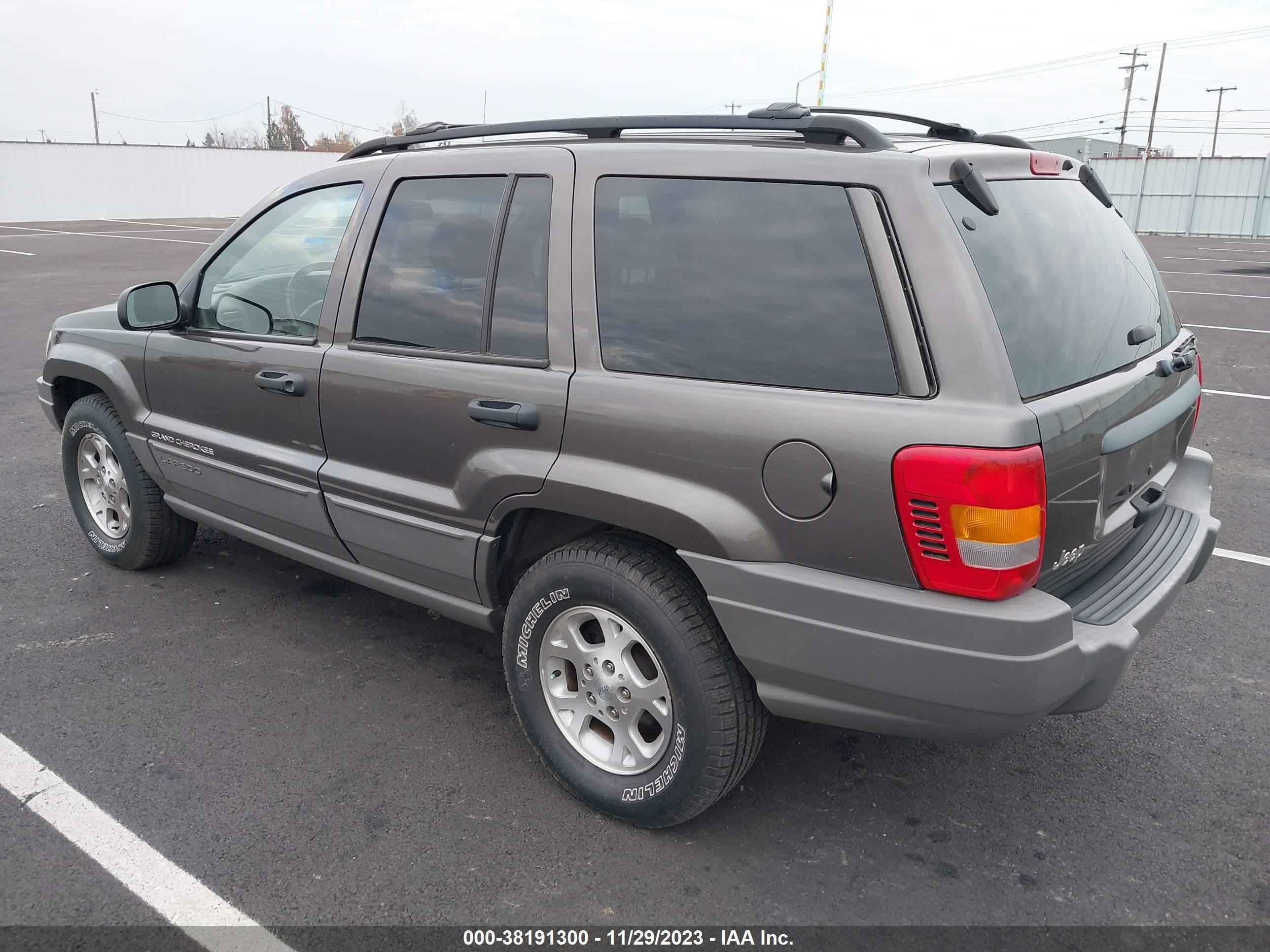 Photo 2 VIN: 1J4G248SXYC410959 - JEEP GRAND CHEROKEE 