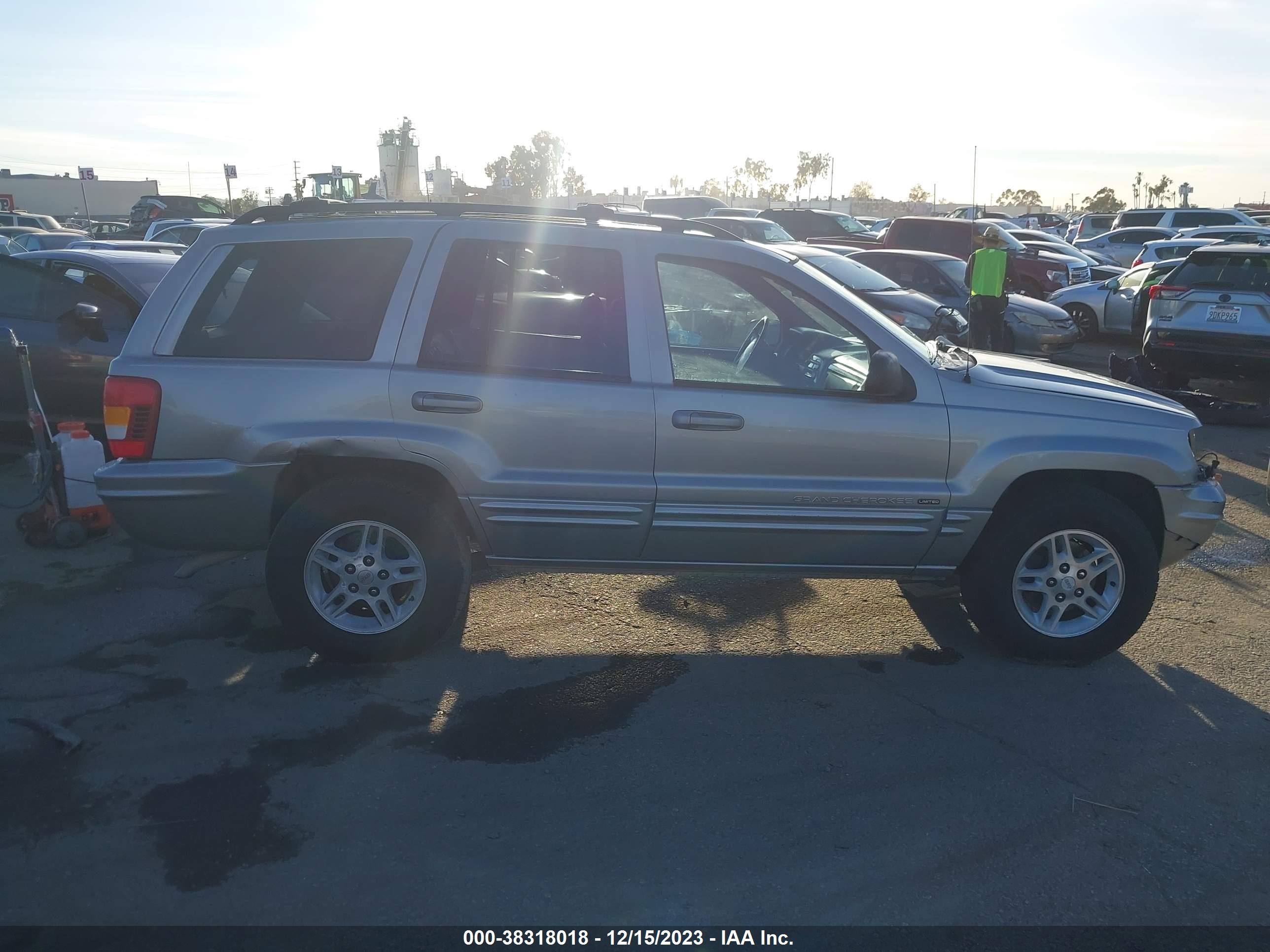 Photo 12 VIN: 1J4G258S3YC325242 - JEEP GRAND CHEROKEE 