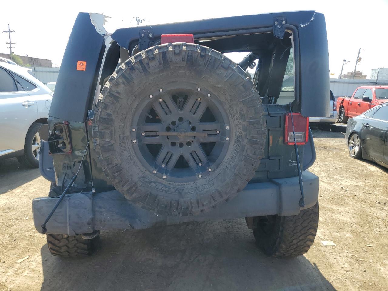 Photo 5 VIN: 1J4GA2D11AL128008 - JEEP WRANGLER 