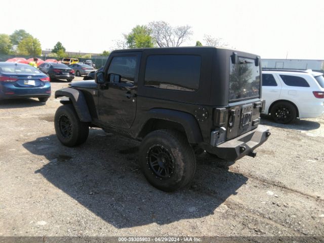 Photo 2 VIN: 1J4GA2D16AL103833 - JEEP WRANGLER 