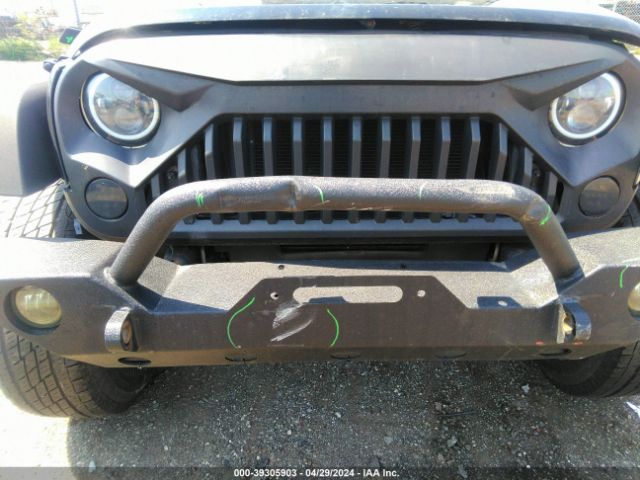 Photo 5 VIN: 1J4GA2D16AL103833 - JEEP WRANGLER 