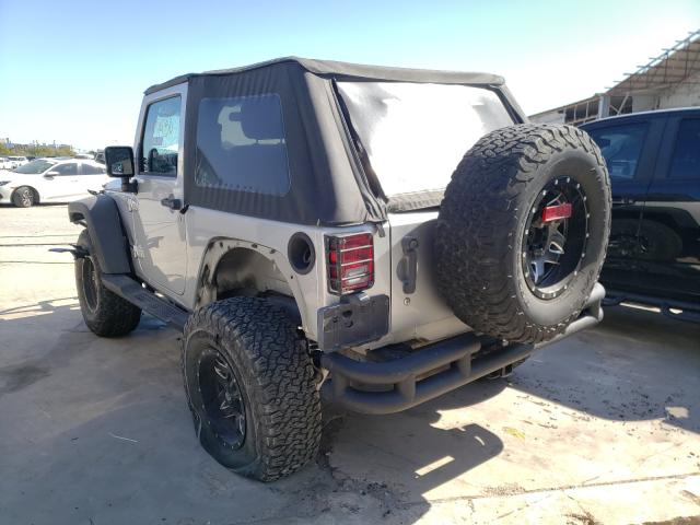 Photo 2 VIN: 1J4GA2D16BL526767 - JEEP WRANGLER S 