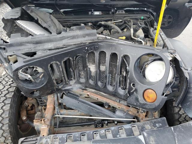 Photo 11 VIN: 1J4GA39118L558923 - JEEP WRANGLER U 