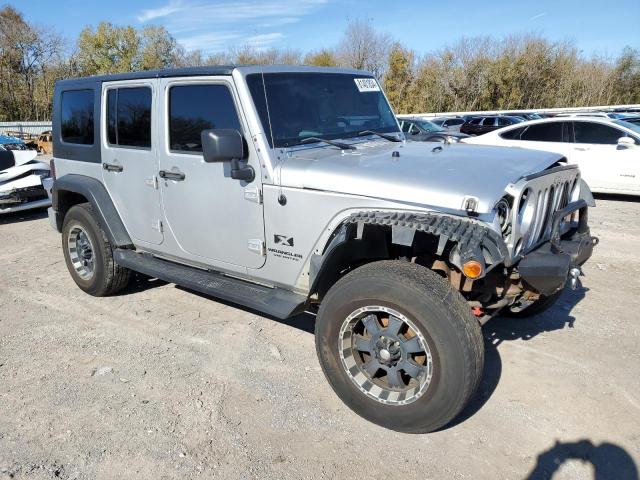 Photo 3 VIN: 1J4GA39118L636522 - JEEP WRANGLER U 