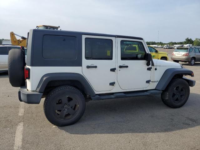 Photo 2 VIN: 1J4GA39128L550992 - JEEP WRANGLER U 