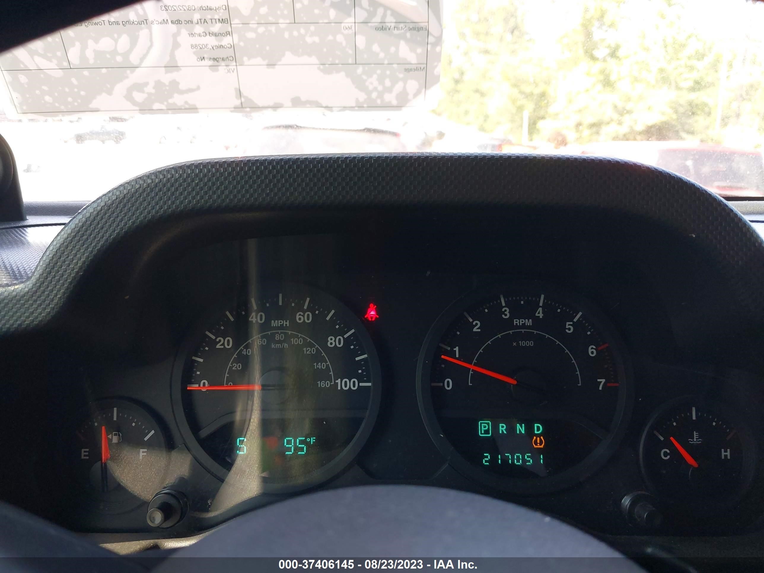 Photo 6 VIN: 1J4GA39139L760342 - JEEP WRANGLER 