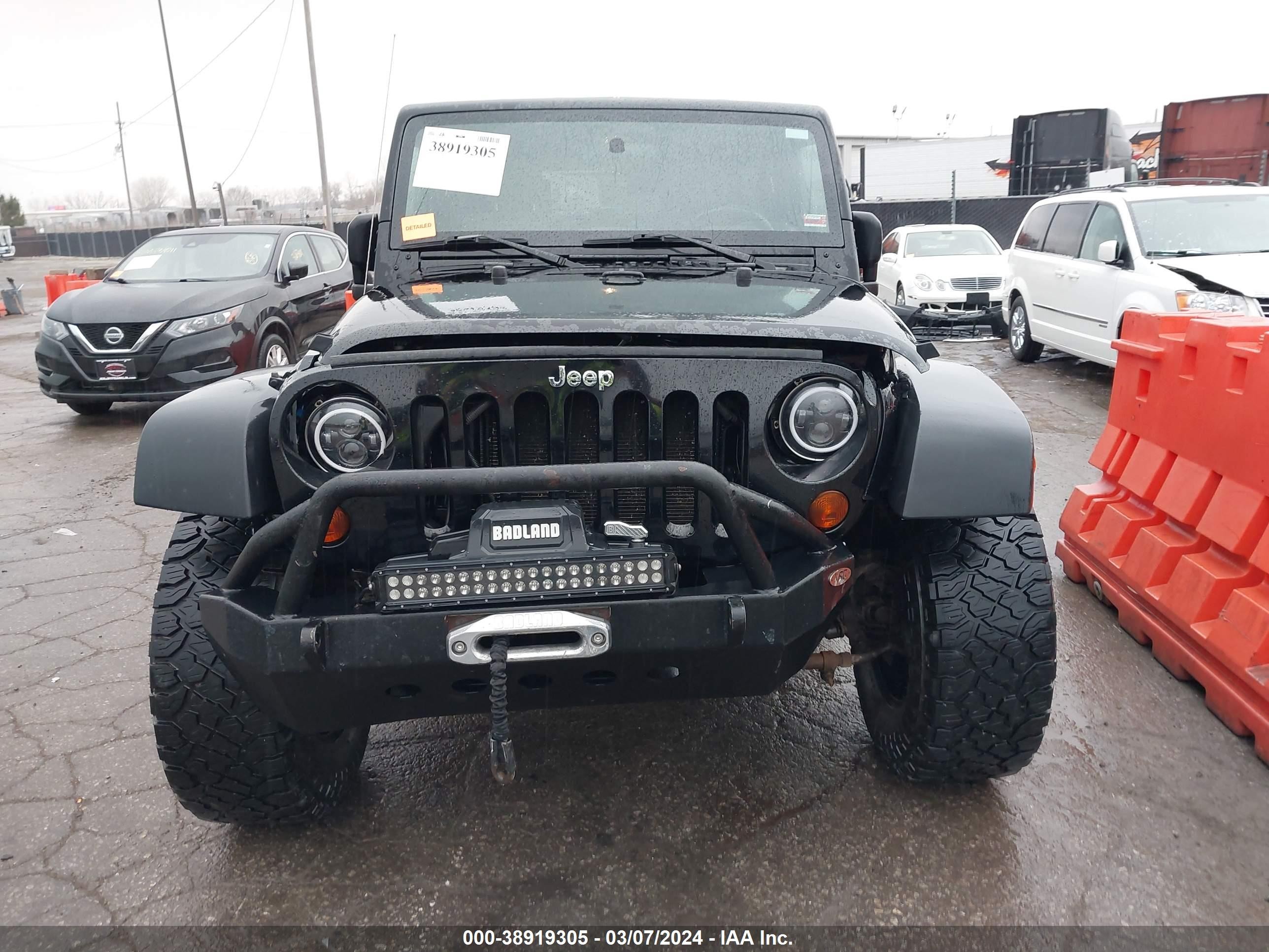 Photo 5 VIN: 1J4GA39148L574419 - JEEP WRANGLER 