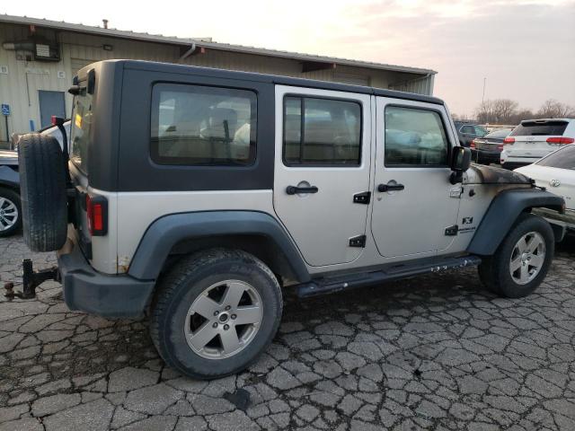 Photo 2 VIN: 1J4GA39158L559976 - JEEP WRANGLER 