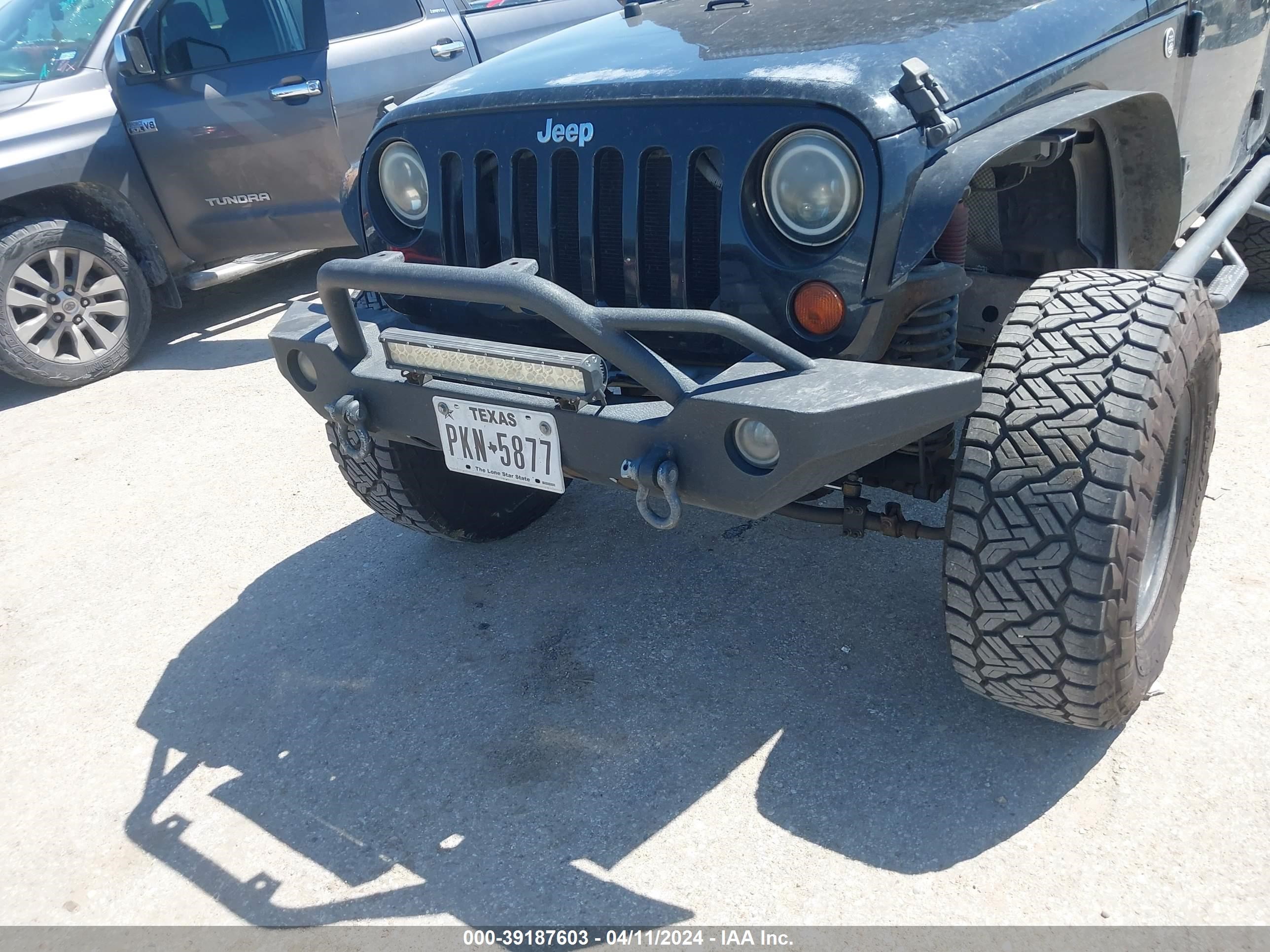 Photo 10 VIN: 1J4GA39159L769947 - JEEP WRANGLER 