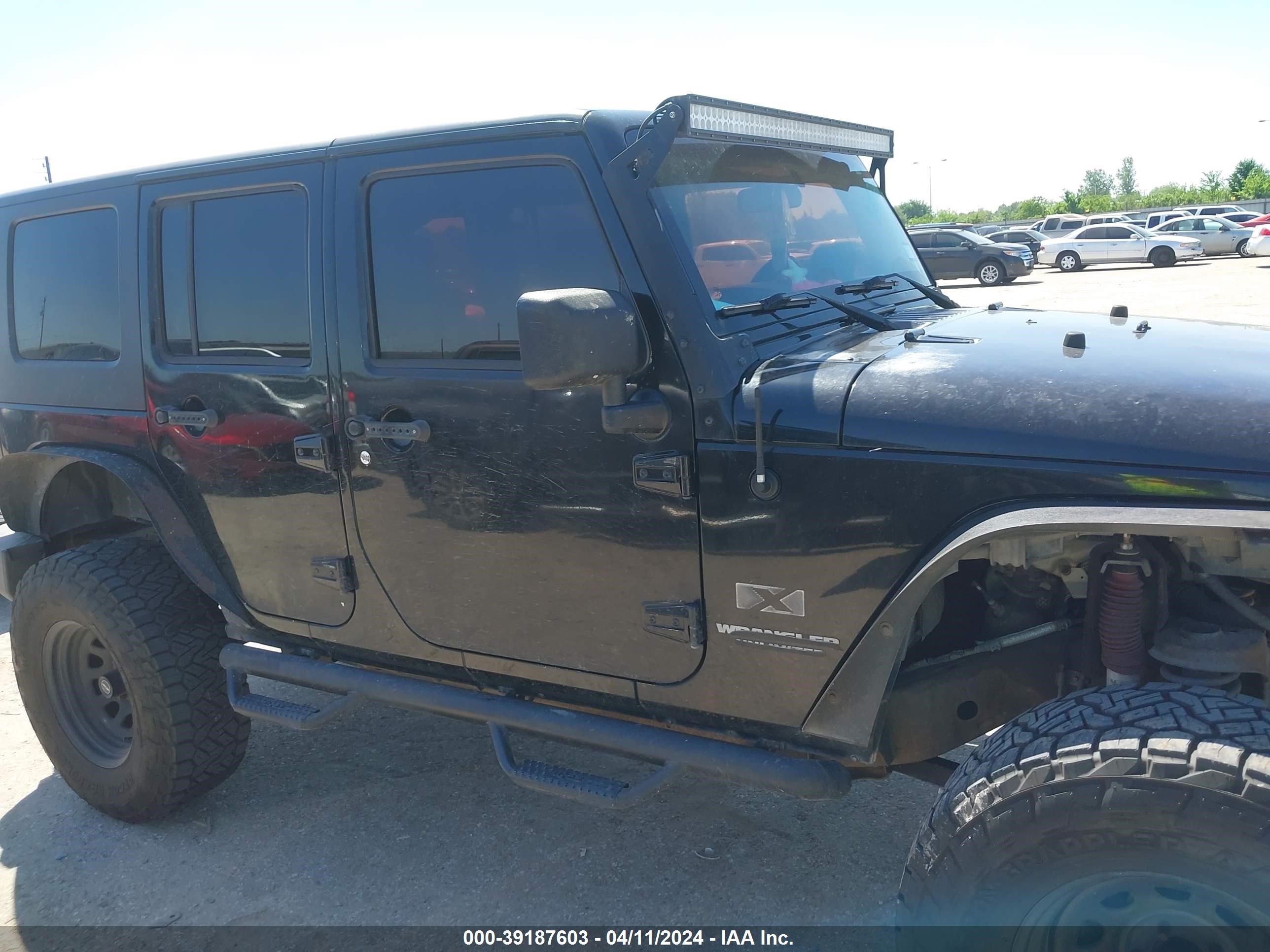 Photo 11 VIN: 1J4GA39159L769947 - JEEP WRANGLER 