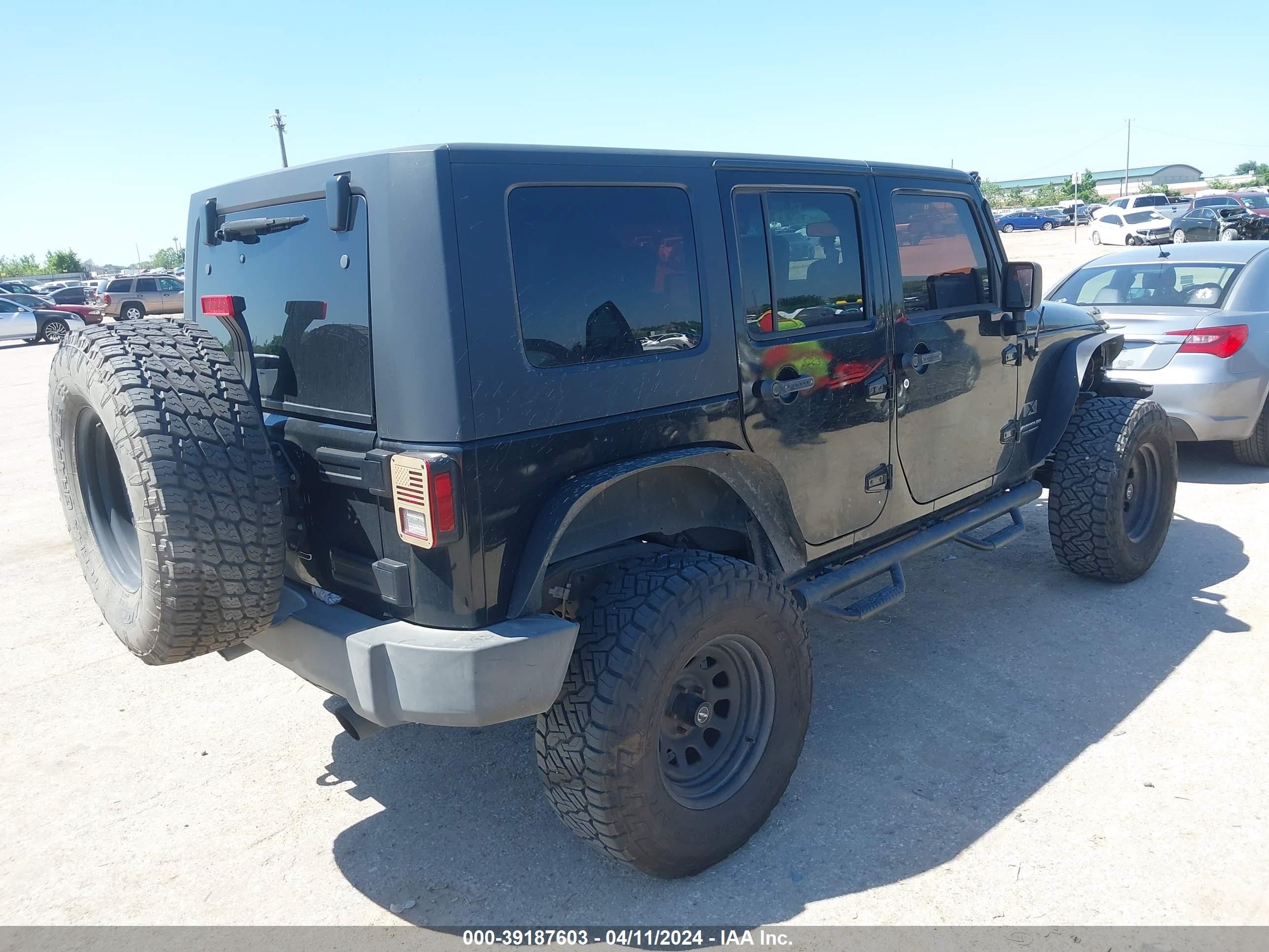 Photo 3 VIN: 1J4GA39159L769947 - JEEP WRANGLER 