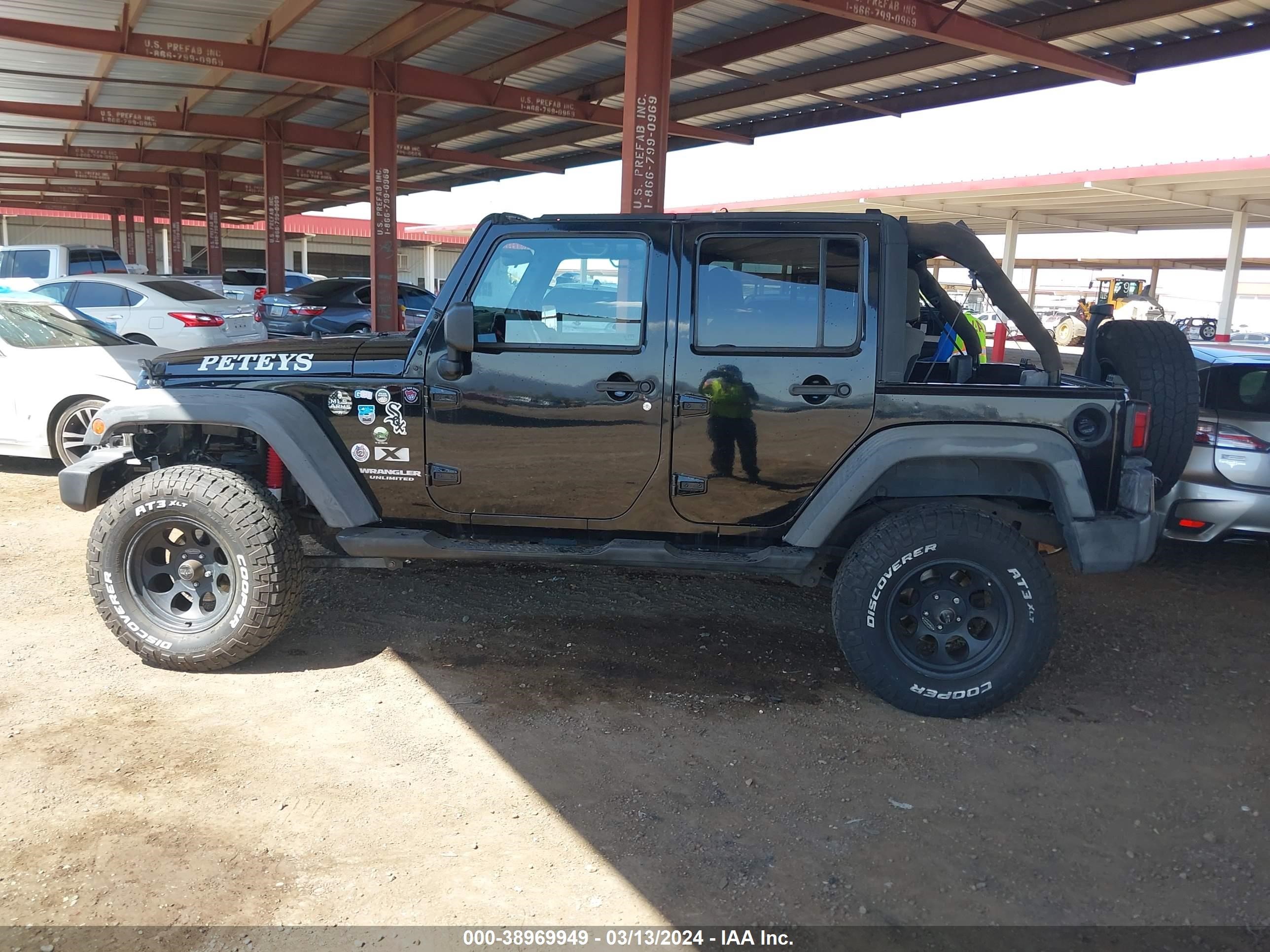 Photo 13 VIN: 1J4GA39167L182072 - JEEP WRANGLER 