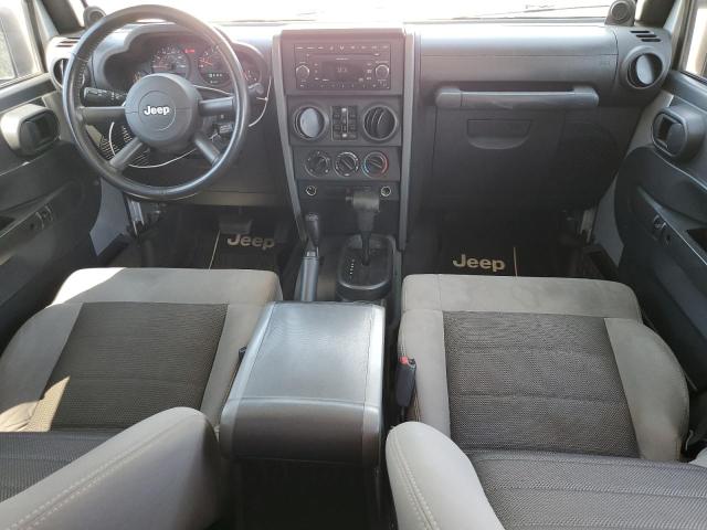 Photo 7 VIN: 1J4GA39178L528440 - JEEP WRANGLER U 