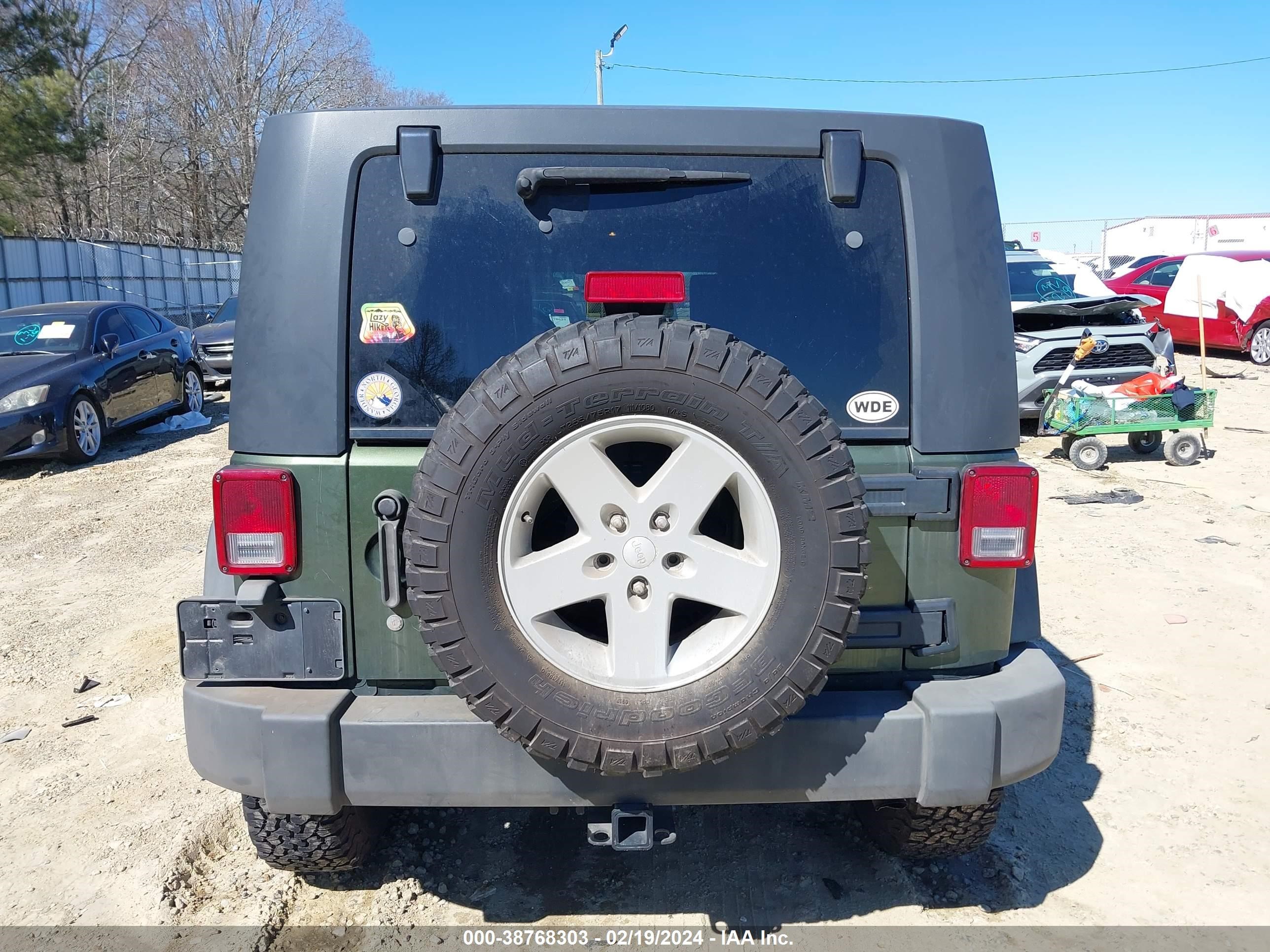 Photo 15 VIN: 1J4GA39188L652751 - JEEP WRANGLER 