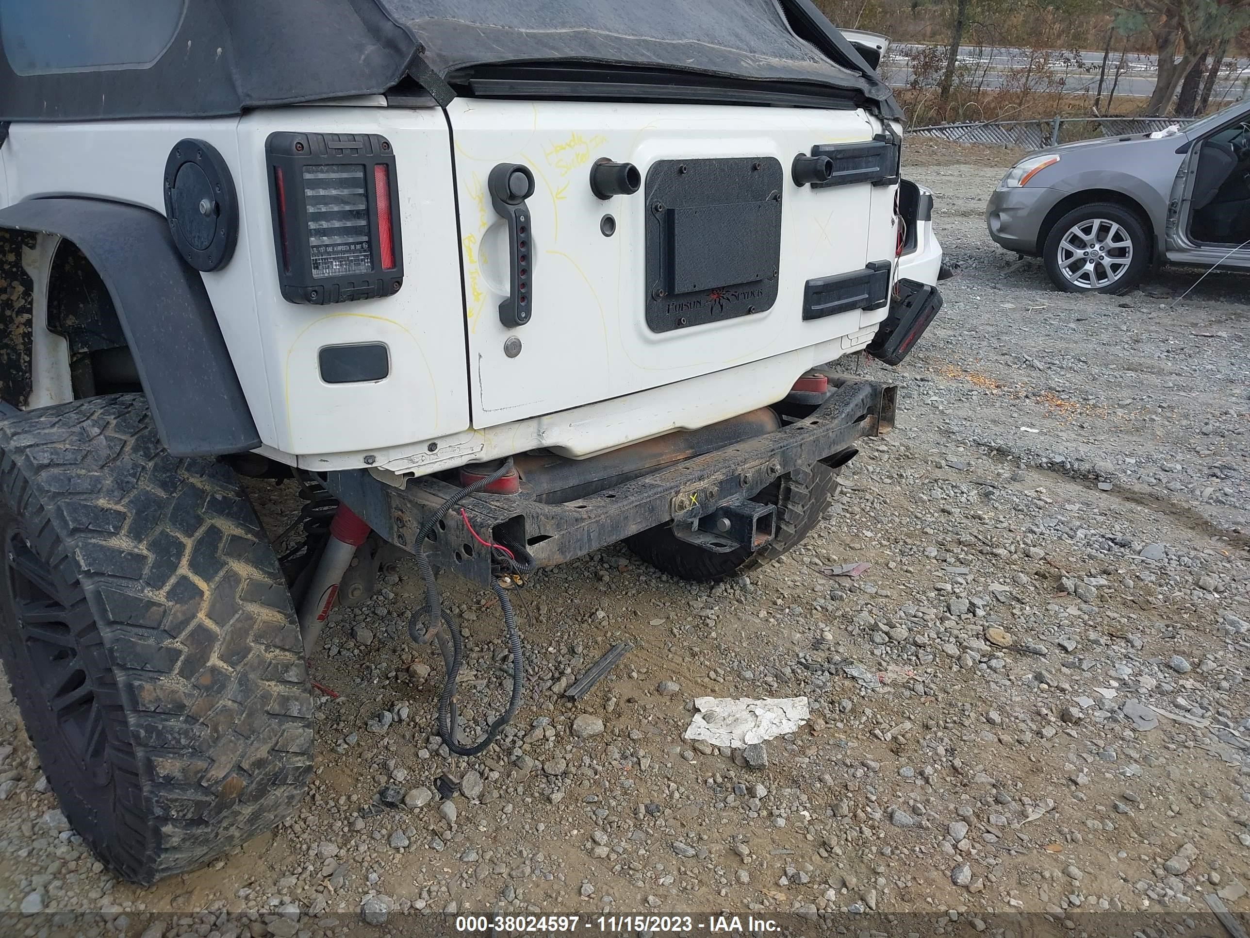 Photo 5 VIN: 1J4GA39189L752852 - JEEP WRANGLER 