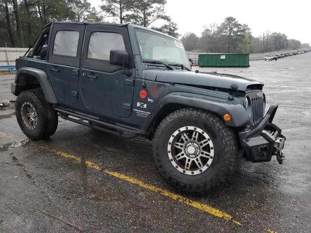 Photo 3 VIN: 1J4GA39198L507976 - JEEP WRANGLER U 