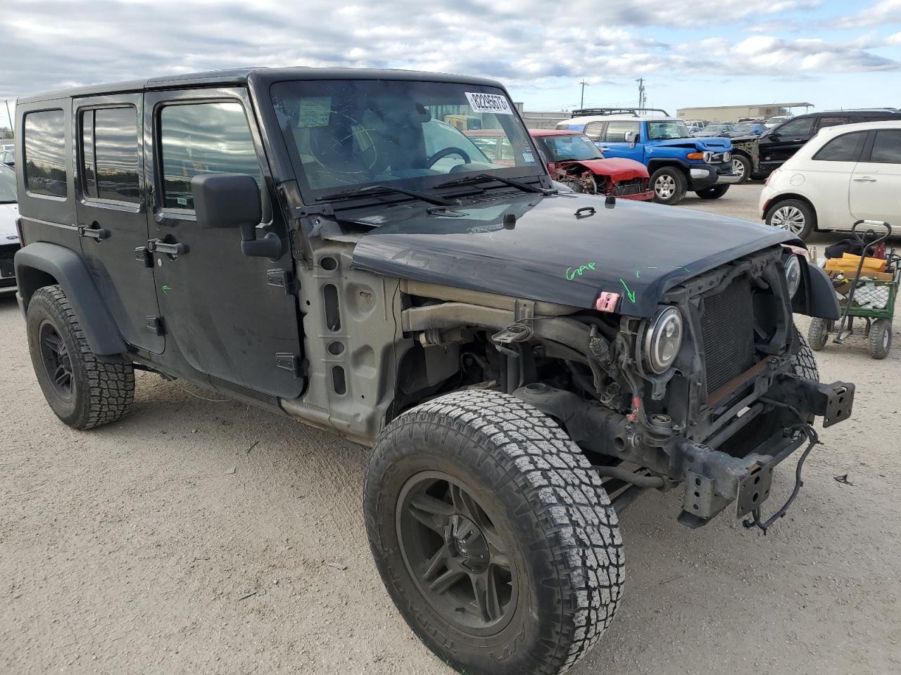 Photo 3 VIN: 1J4GA39199L748549 - JEEP WRANGLER 