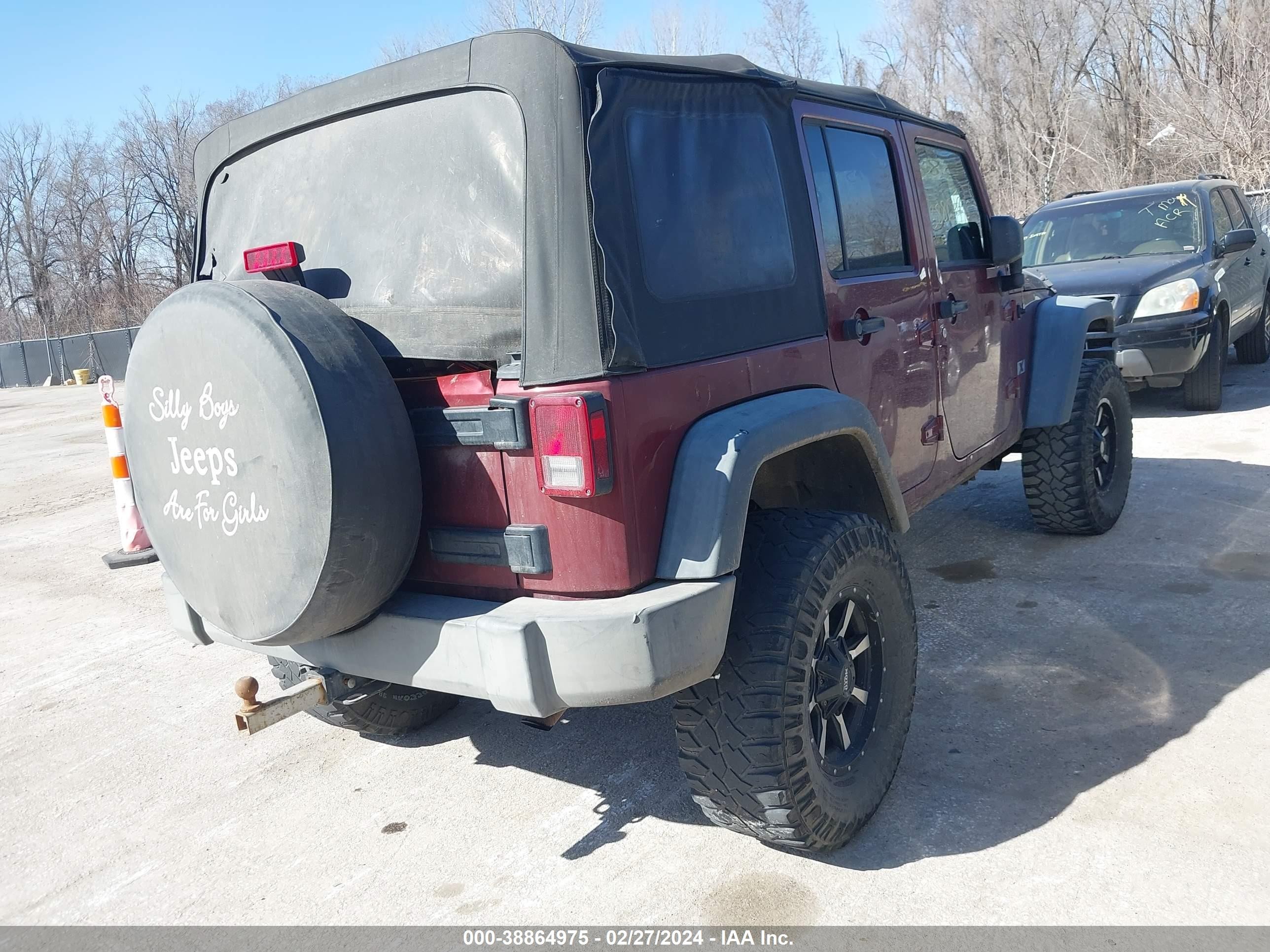 Photo 3 VIN: 1J4GA391X8L607469 - JEEP WRANGLER 