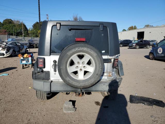 Photo 5 VIN: 1J4GA391X9L710148 - JEEP WRANGLER U 