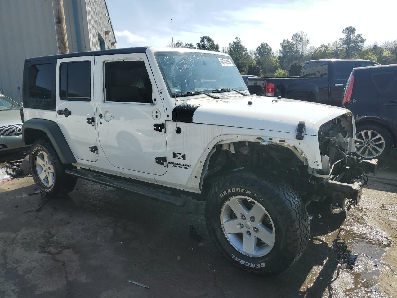 Photo 3 VIN: 1J4GA391X9L743988 - JEEP WRANGLER 