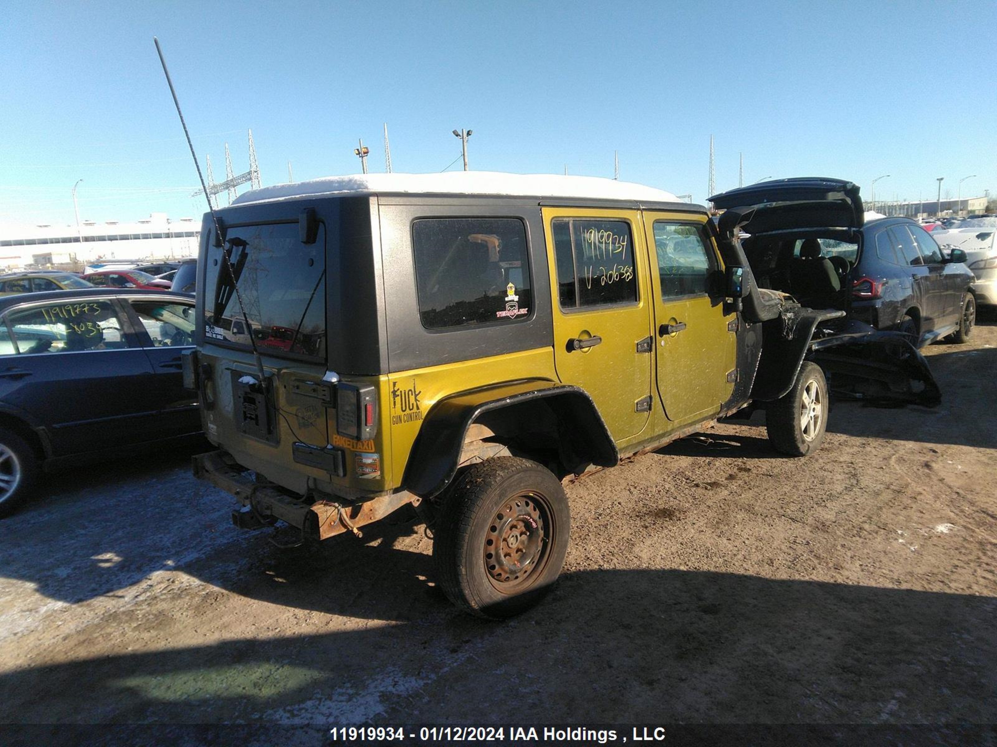 Photo 3 VIN: 1J4GA59117L206385 - JEEP WRANGLER 