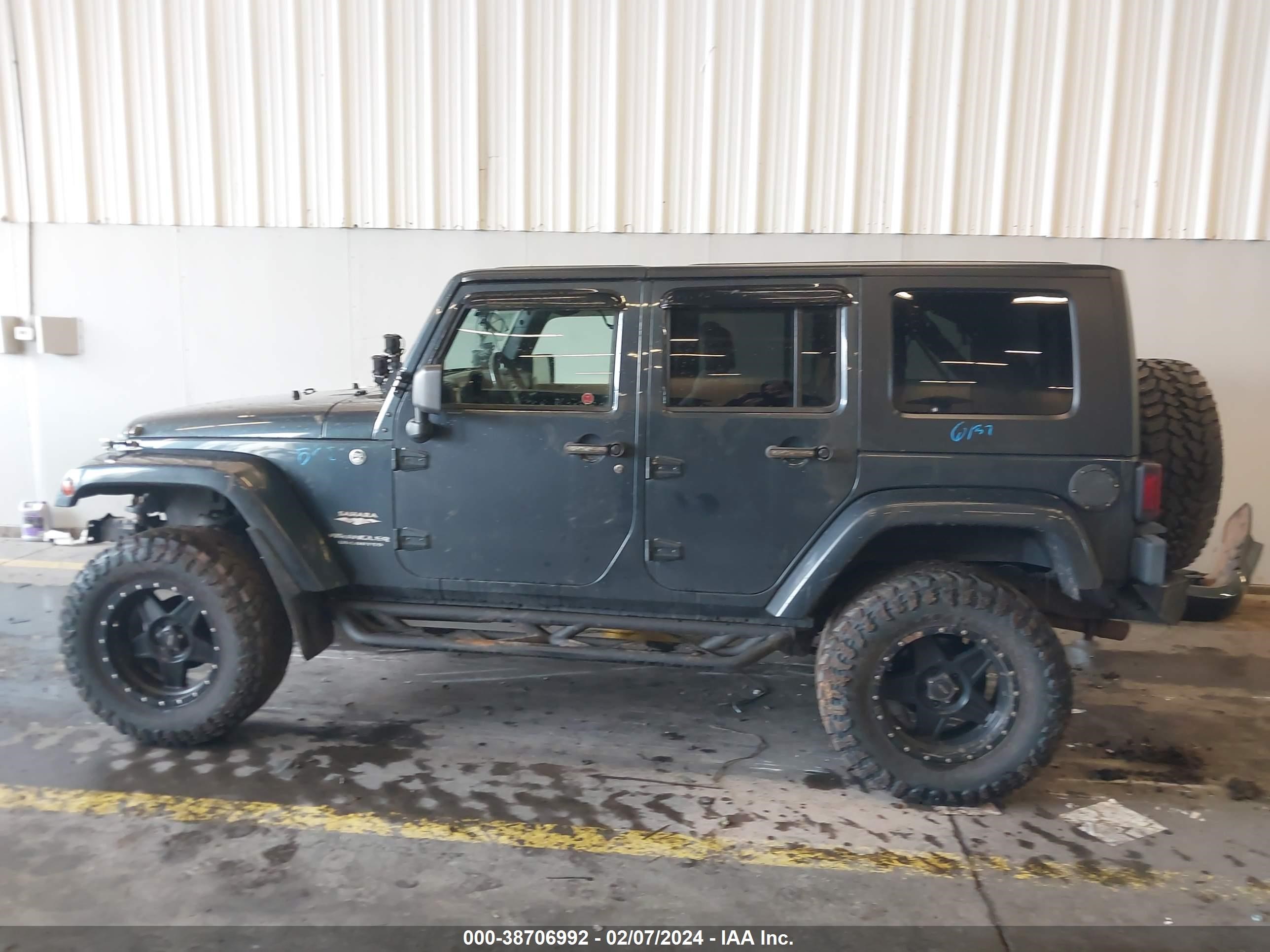 Photo 14 VIN: 1J4GA59118L606139 - JEEP WRANGLER 