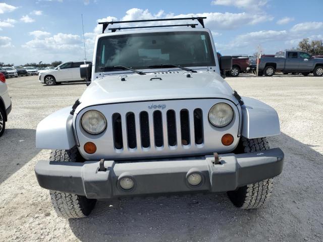 Photo 4 VIN: 1J4GA59127L187636 - JEEP WRANGLER S 