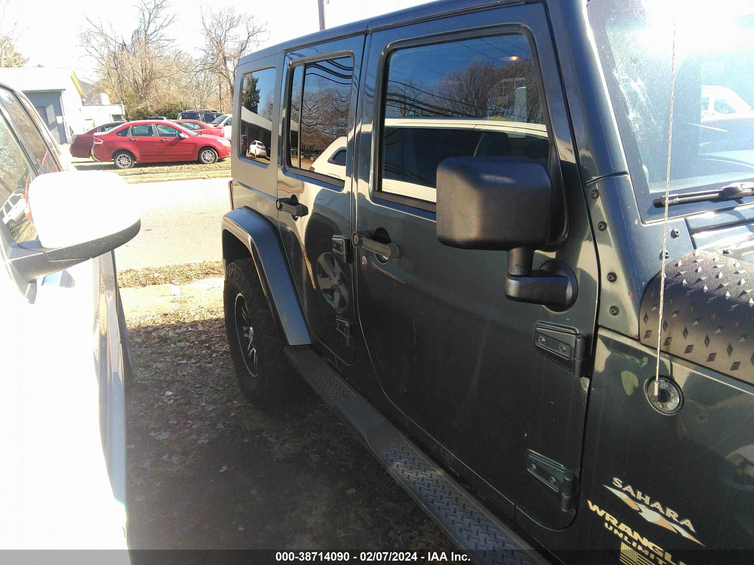 Photo 13 VIN: 1J4GA59148L585318 - JEEP WRANGLER 