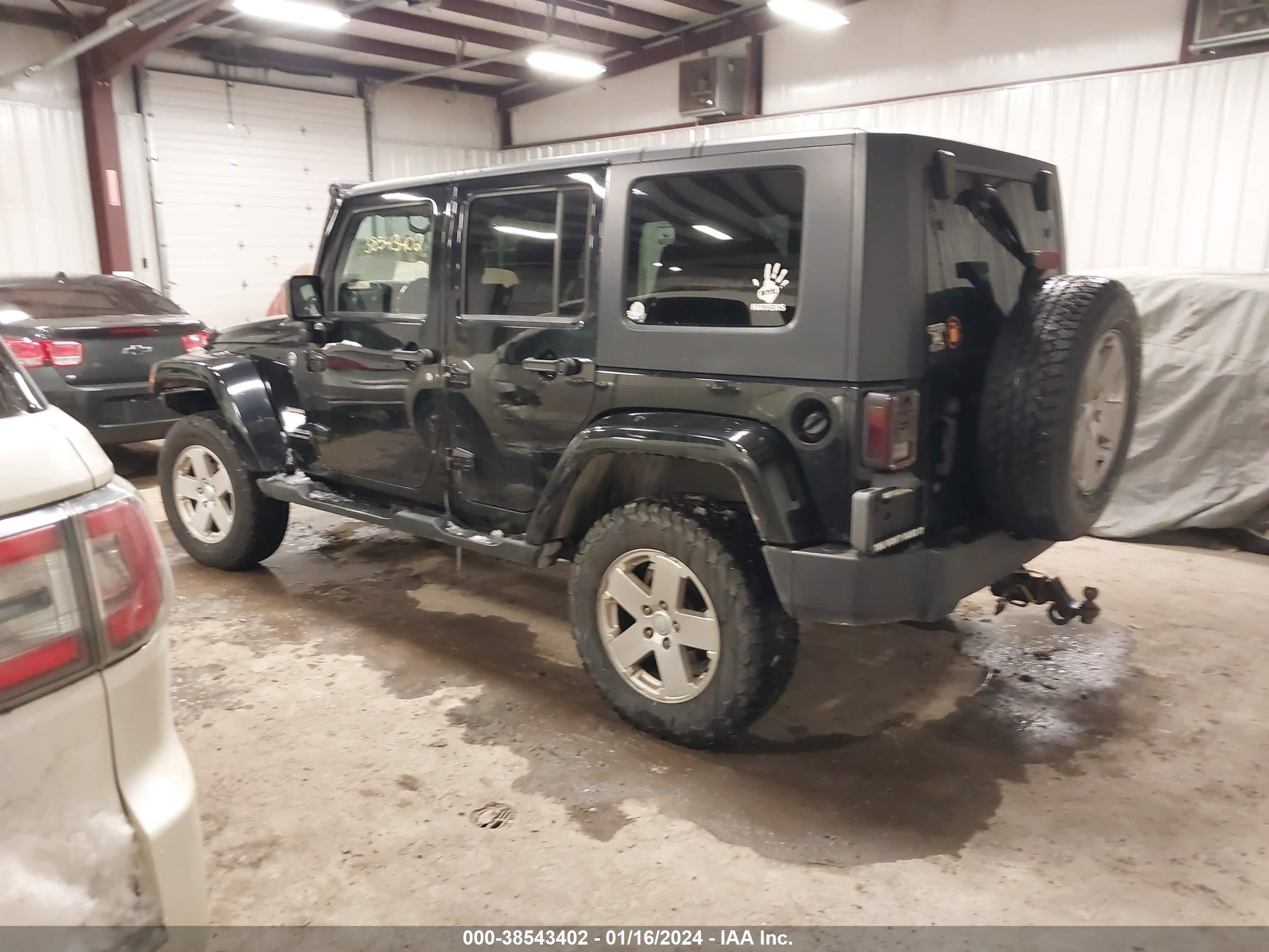 Photo 2 VIN: 1J4GA59157L121226 - JEEP WRANGLER 