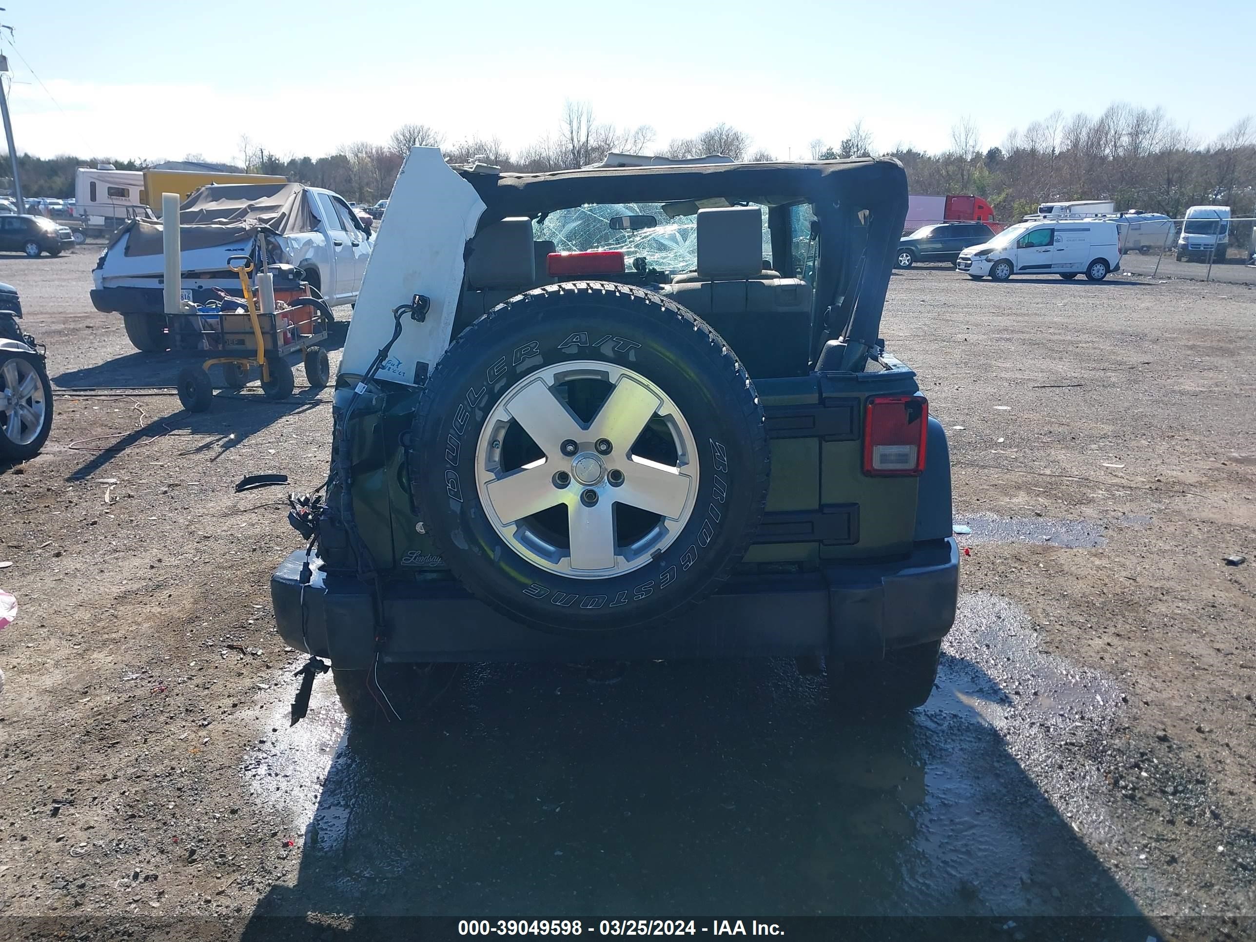 Photo 16 VIN: 1J4GA59197L158893 - JEEP WRANGLER 