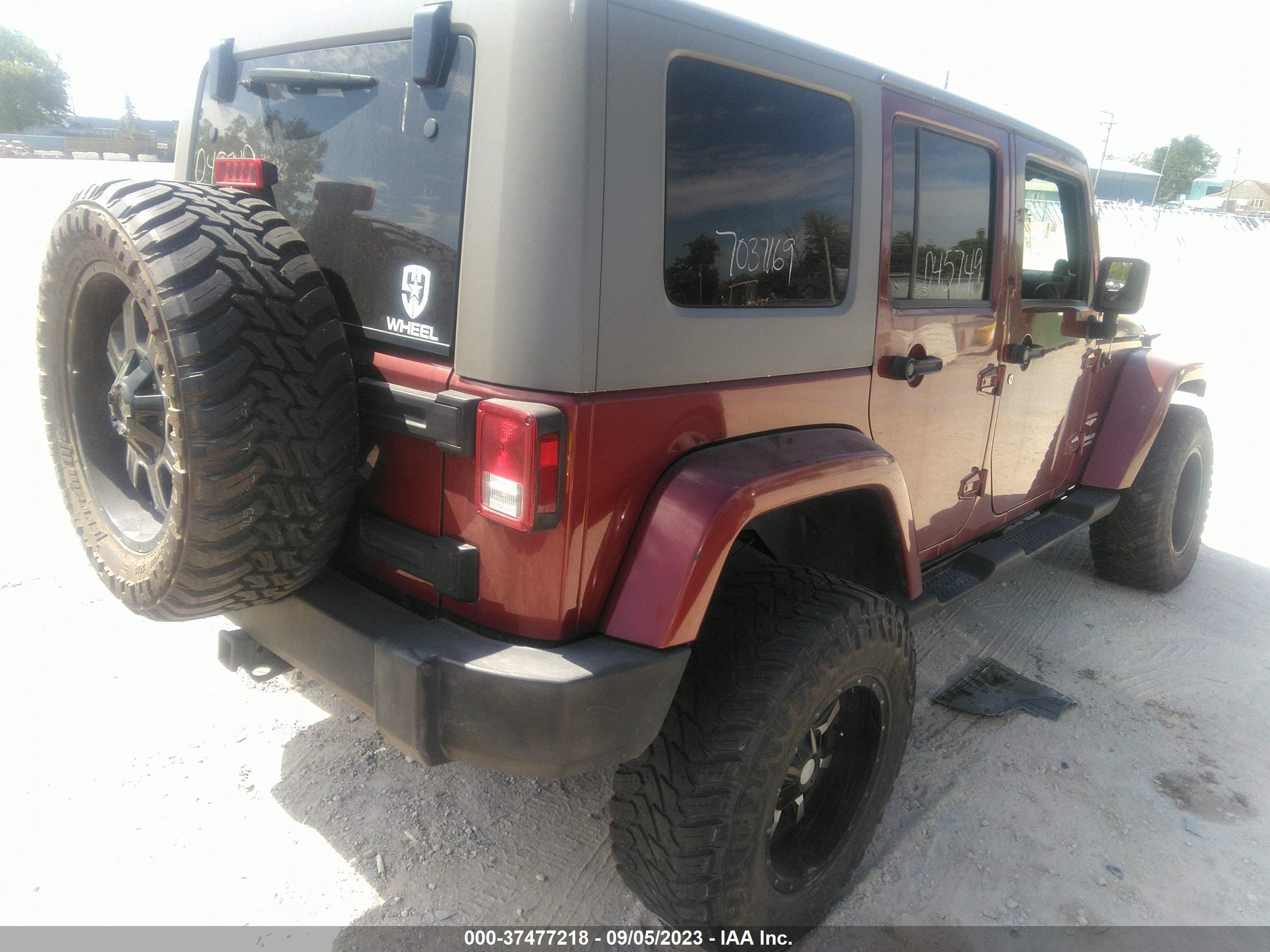 Photo 3 VIN: 1J4GA591X8L537550 - JEEP WRANGLER 