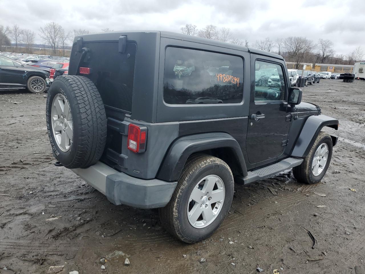 Photo 2 VIN: 1J4GA5D15BL633116 - JEEP WRANGLER 