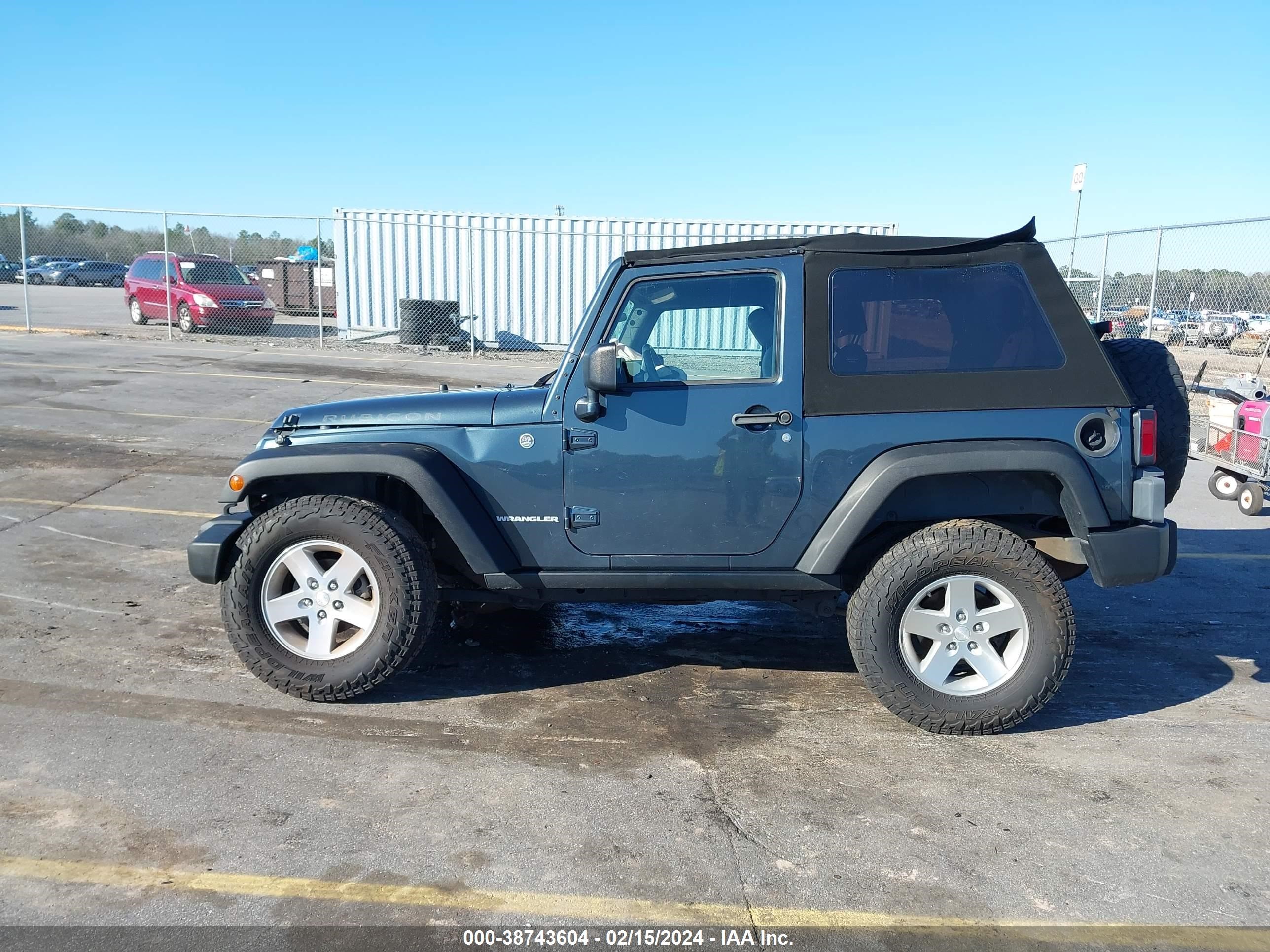 Photo 13 VIN: 1J4GA64108L510192 - JEEP WRANGLER 