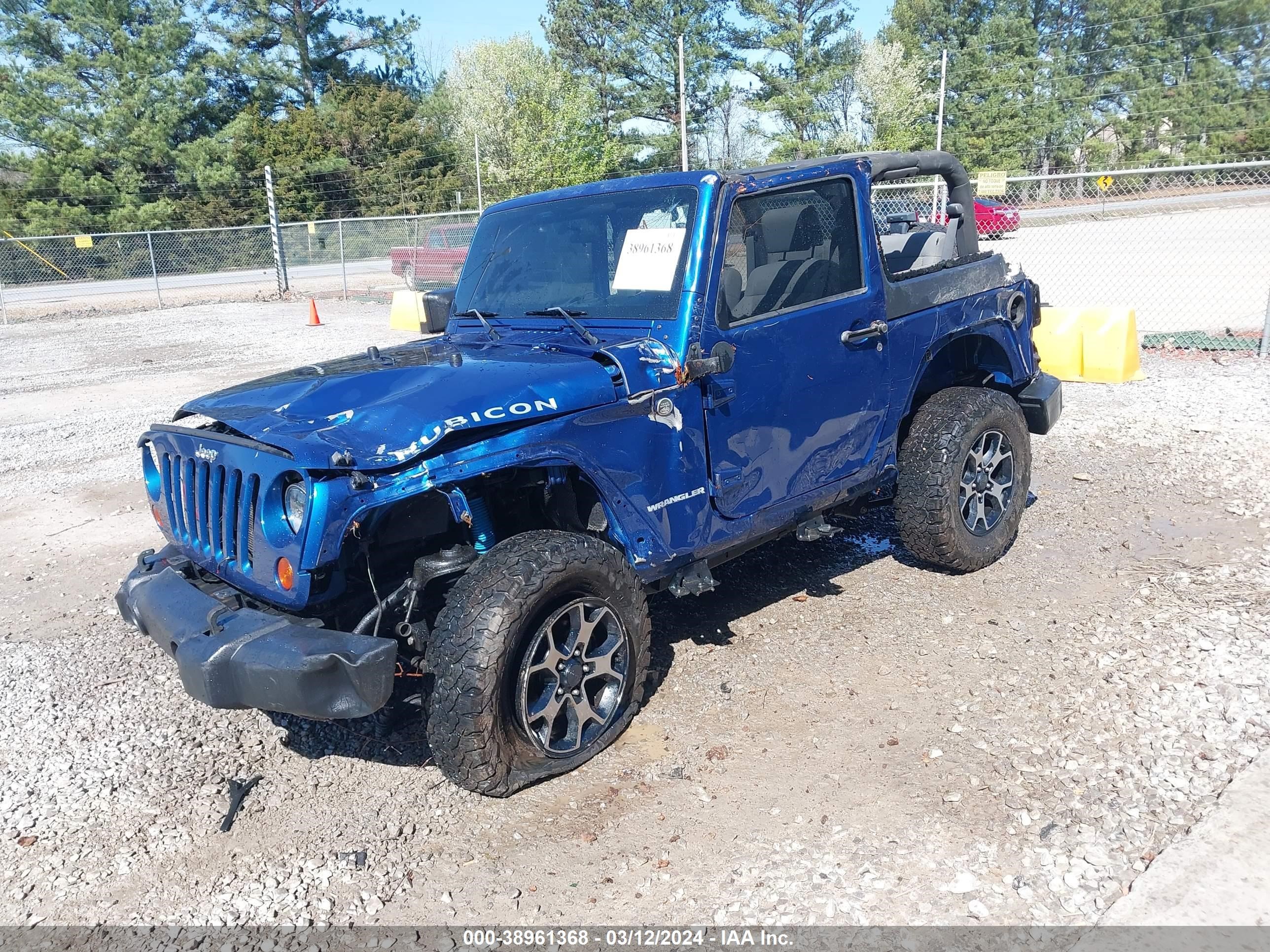 Photo 1 VIN: 1J4GA641X9L723569 - JEEP WRANGLER 