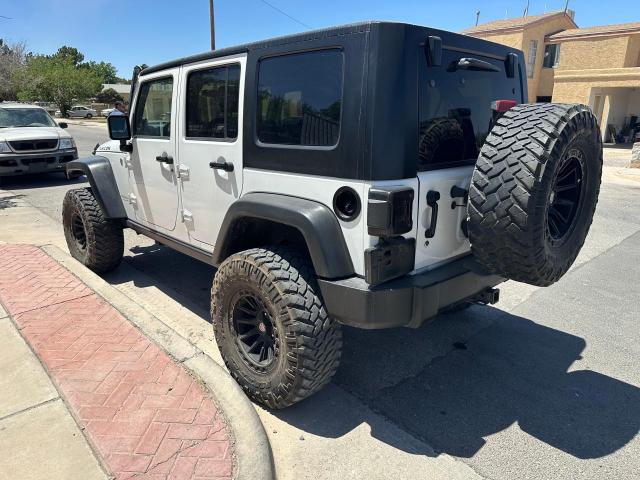 Photo 2 VIN: 1J4GA69138L629721 - JEEP WRANGLER 