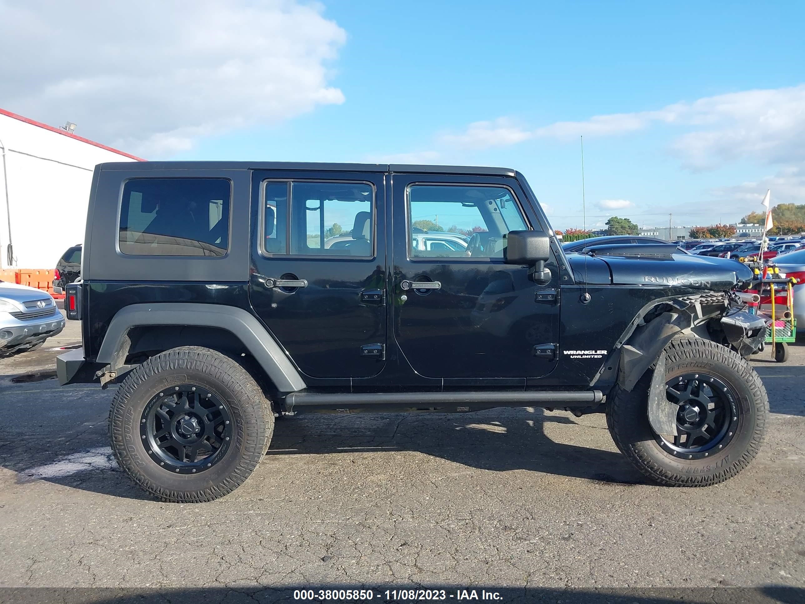 Photo 12 VIN: 1J4GA69197L222002 - JEEP WRANGLER 