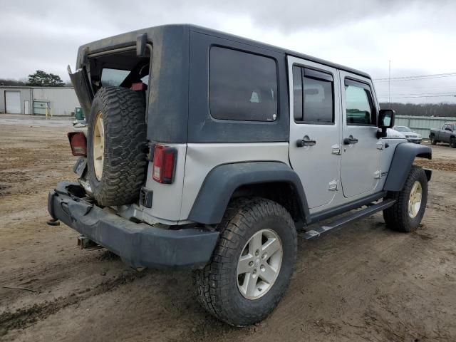 Photo 2 VIN: 1J4GA69199L758693 - JEEP WRANGLER 