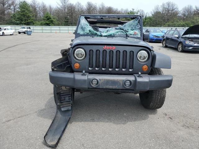 Photo 4 VIN: 1J4GA691X8L554869 - JEEP WRANGLER U 