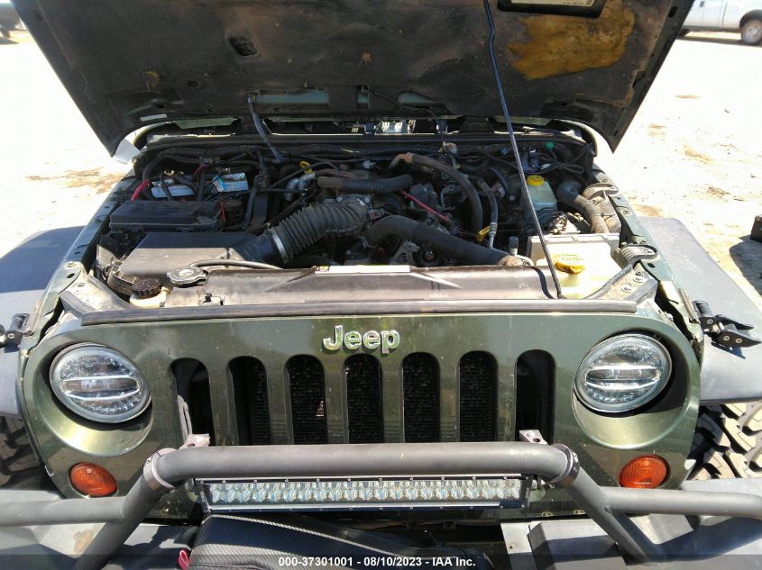 Photo 9 VIN: 1J4GA691X8L597592 - JEEP WRANGLER 