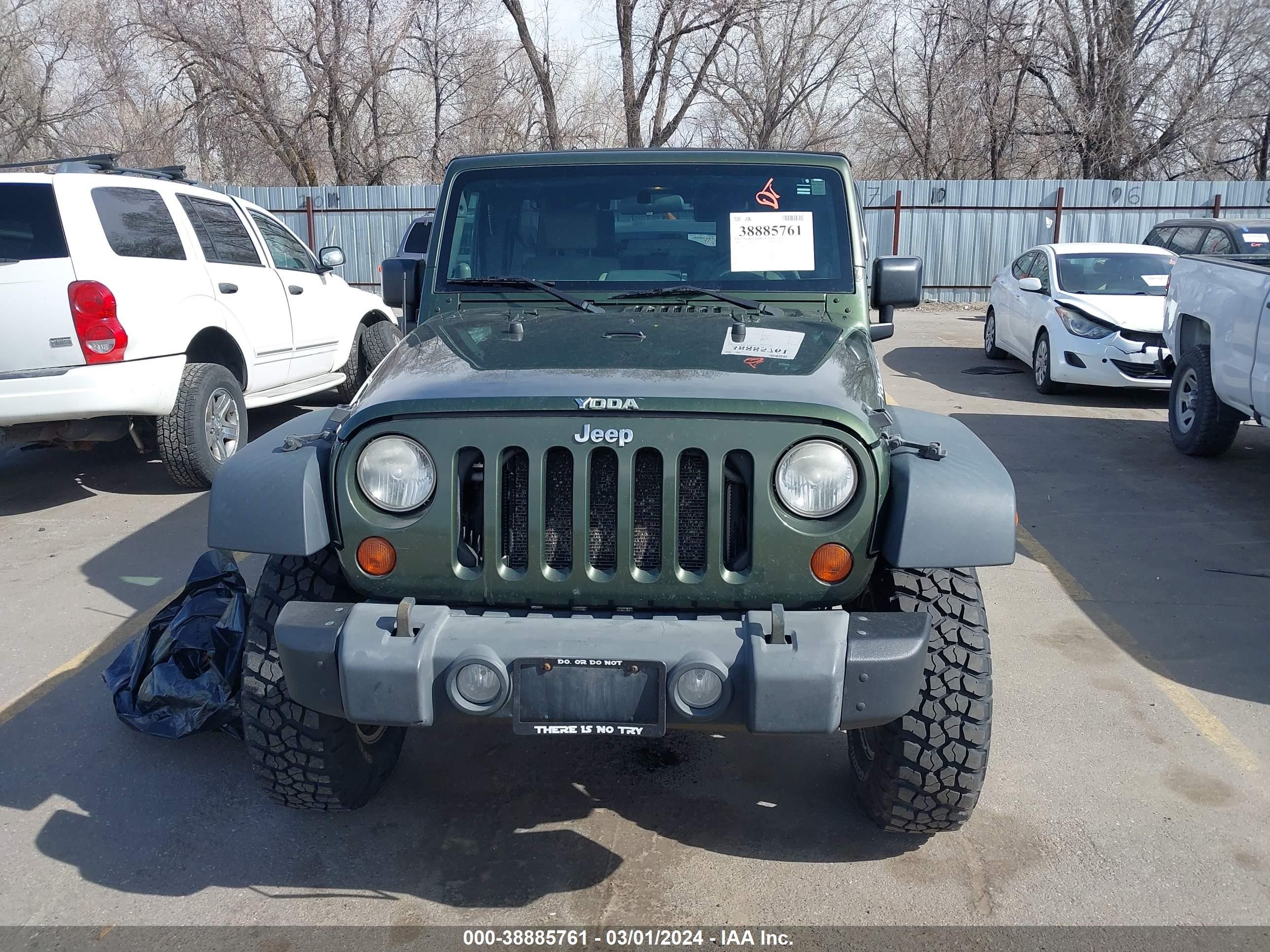 Photo 11 VIN: 1J4GA691X8L611247 - JEEP WRANGLER 