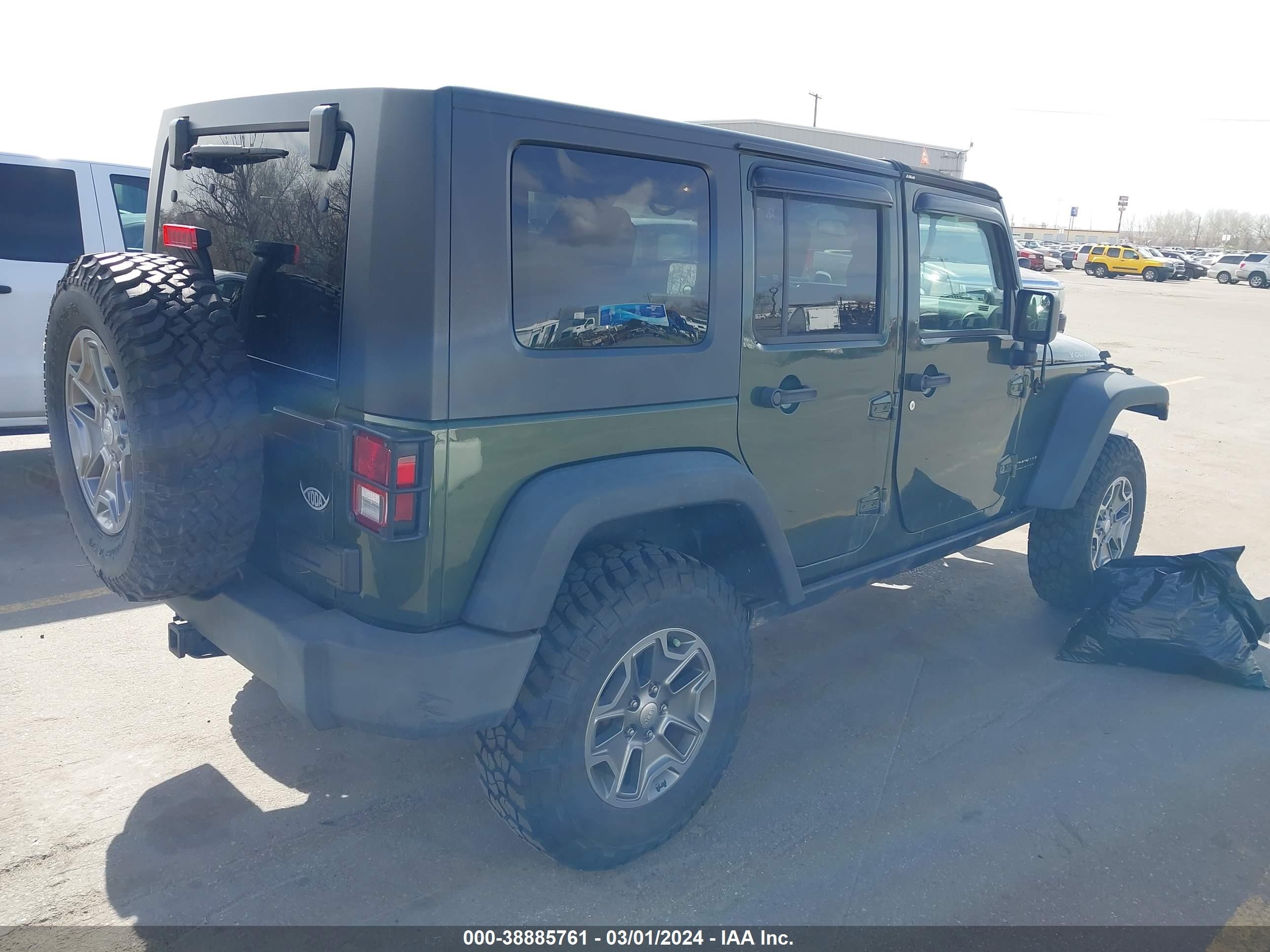 Photo 3 VIN: 1J4GA691X8L611247 - JEEP WRANGLER 