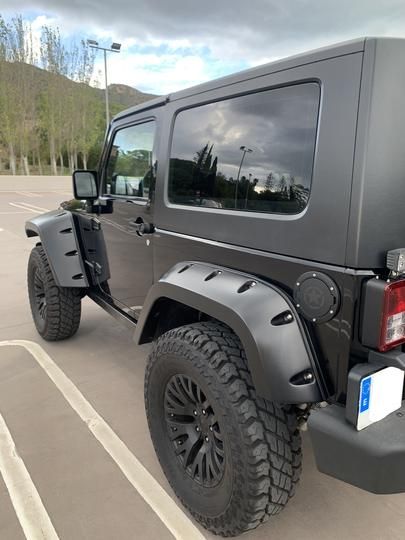 Photo 8 VIN: 1J4GAC49X7L146334 - JEEP WRANGLER 4X4 (FOUR WHEEL DRIVE). 