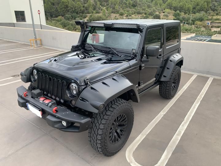 Photo 2 VIN: 1J4GAC49X7L146334 - JEEP WRANGLER 4X4 (FOUR WHEEL DRIVE). 