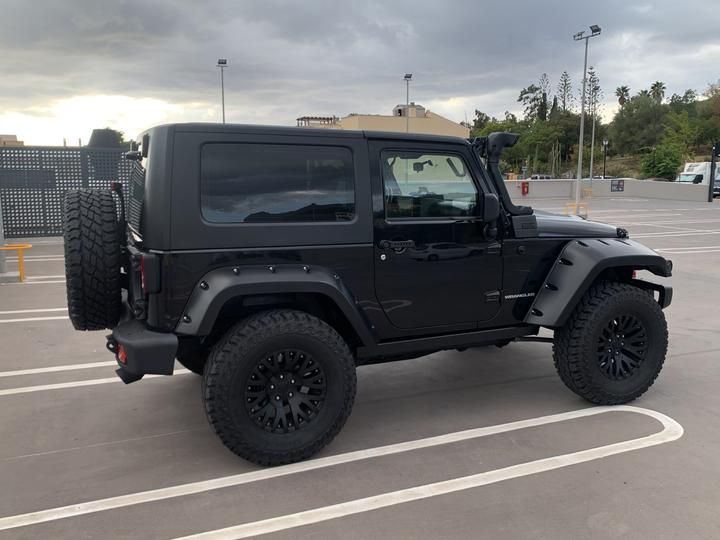 Photo 6 VIN: 1J4GAC49X7L146334 - JEEP WRANGLER 4X4 (FOUR WHEEL DRIVE). 